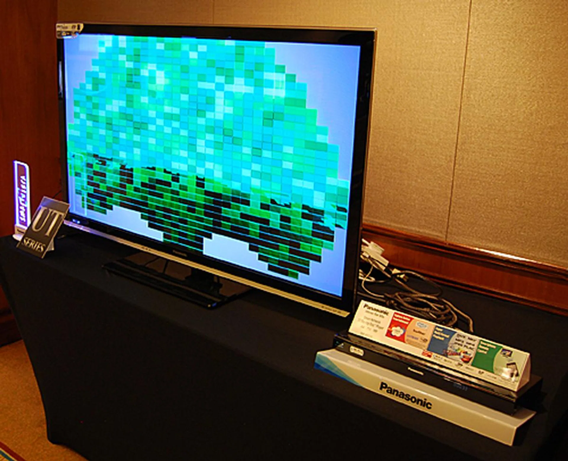 TVs and Blu-ray players go extremely well together. In this picture you can see the DMP-BDT220 paired with a UT Series display.