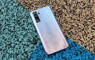 The Huawei Nova 7 SE.