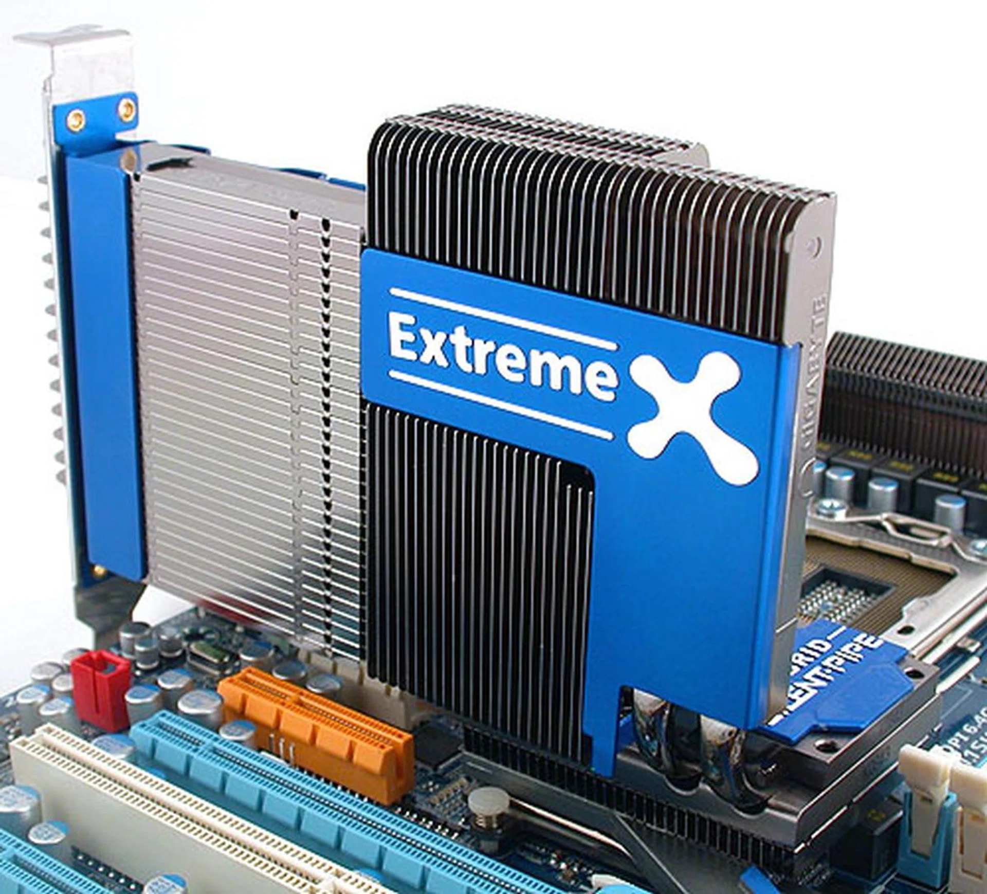 Another shot of the Hybrid Silent-Pipe 2, which we think could have originated from the company's graphics department. 