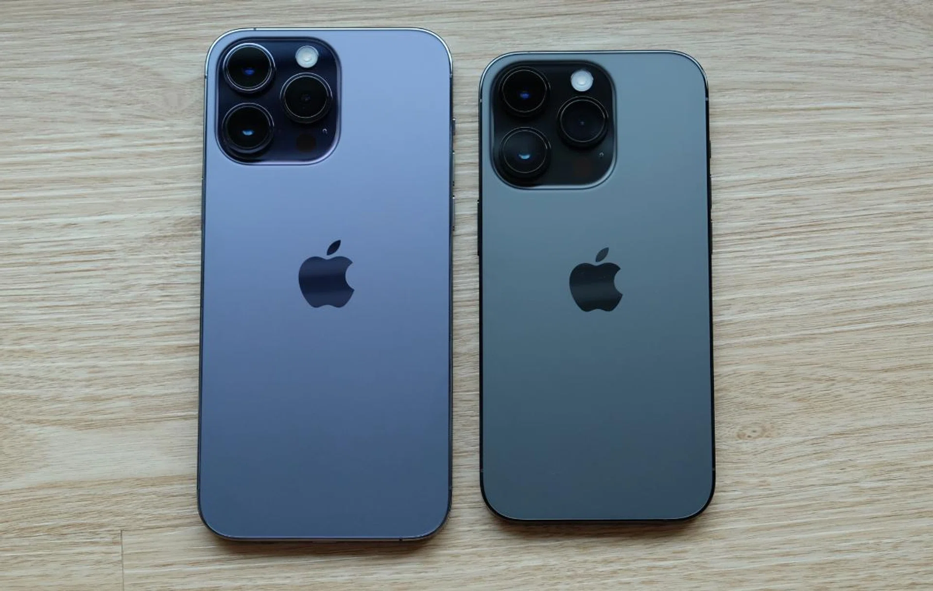 Deep Purple looks grey most of the time. Space Black is nice.