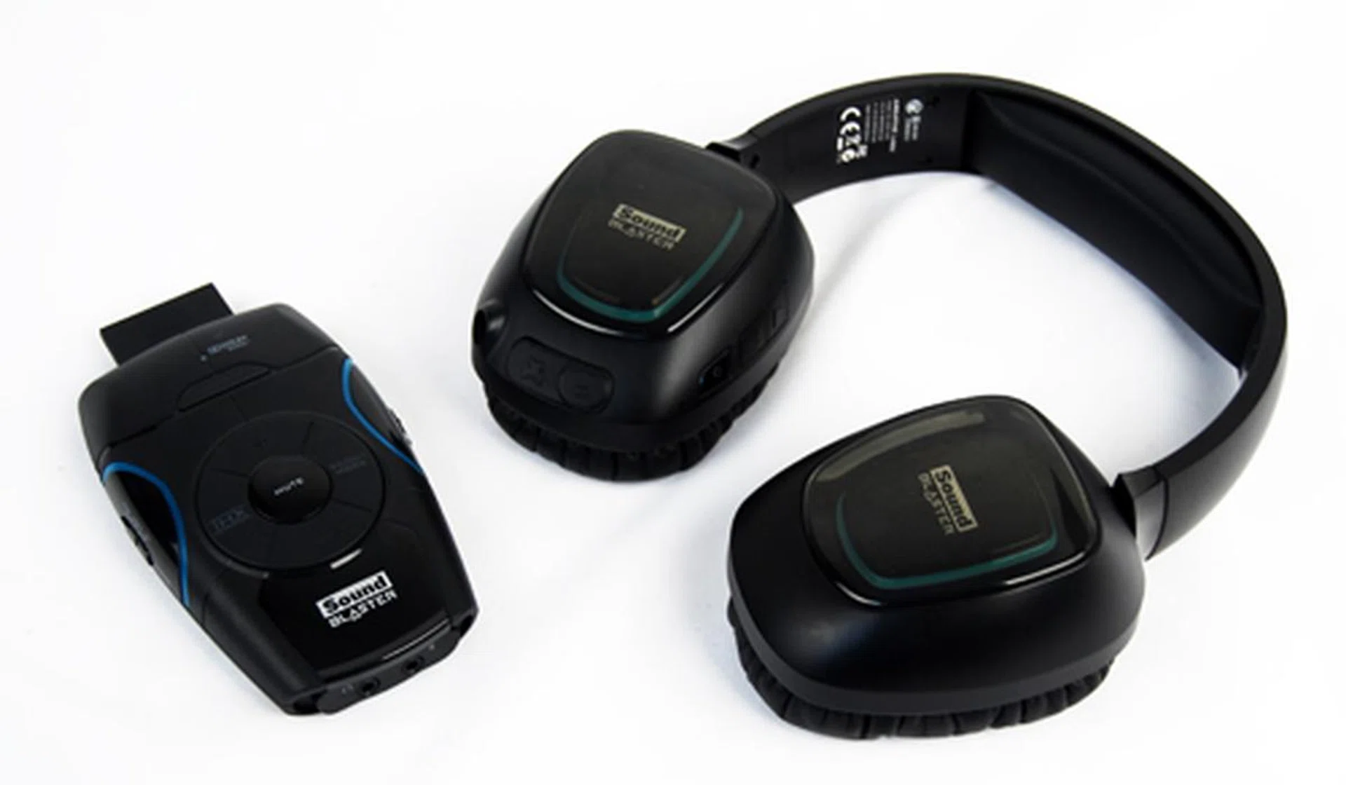 On the chopping block is the Creative Sound Blaster Recon3D Omega Wireless Headphones. Does it have what it takes to impress besides its long name?