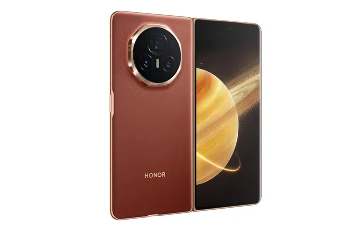 Honor Magic V3 in Silk Brown. Image: Honor Singapore.
