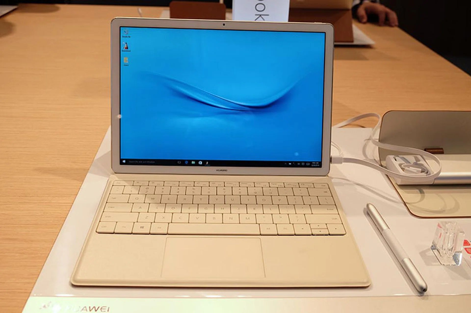 Huawei MateBook display