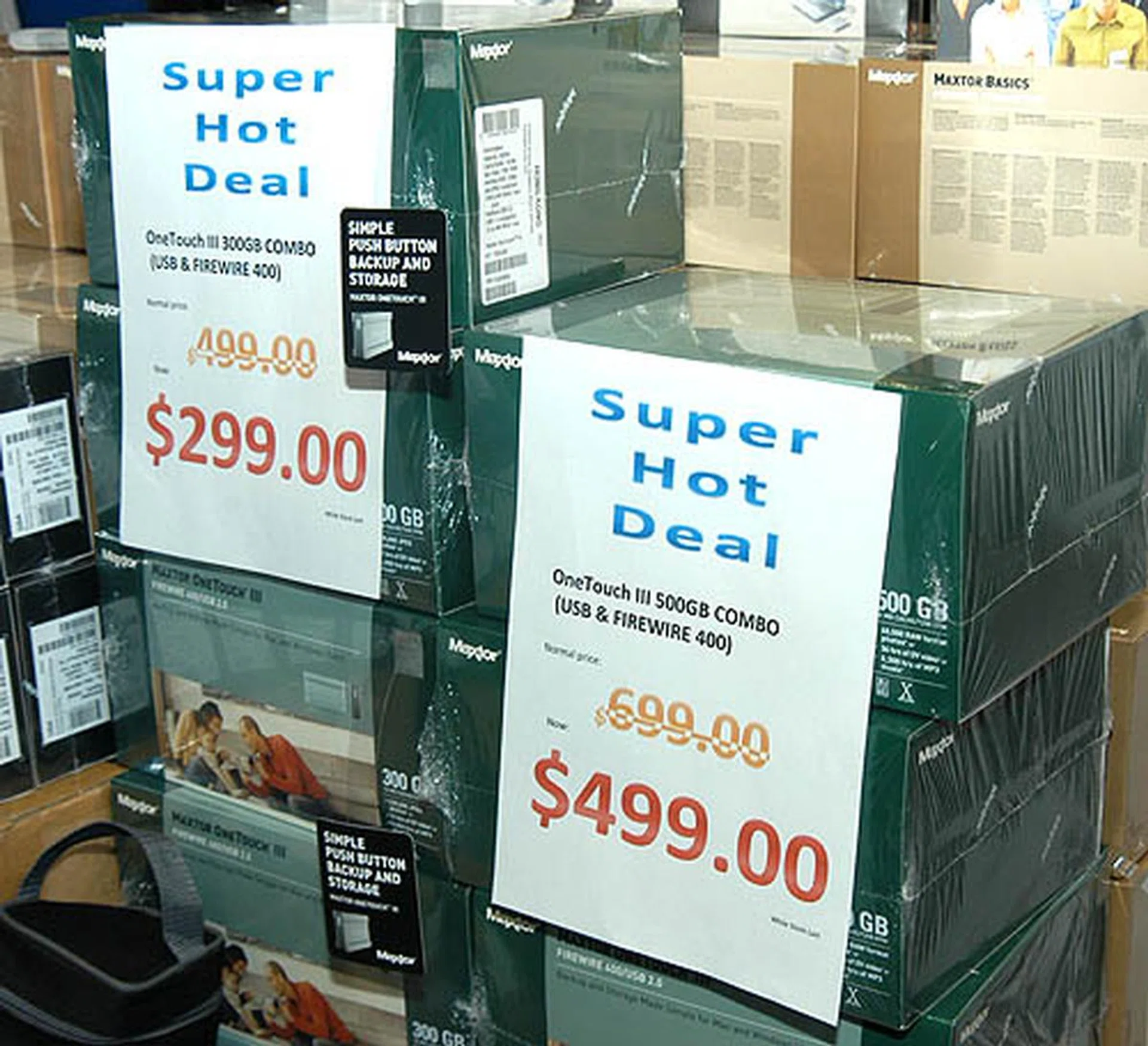 Store all your movies, music and other data onto these very affordable Maxtor external hard drives with up to half a terabyte capacity. Prices range from S$299 to S$499.