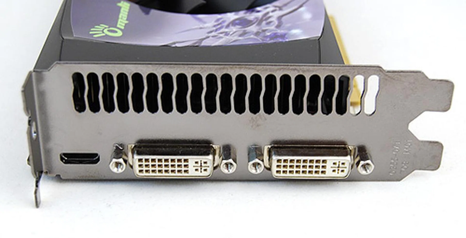 The Manli card gets the usual twin DVI and single mini-HDMI ports for video output.