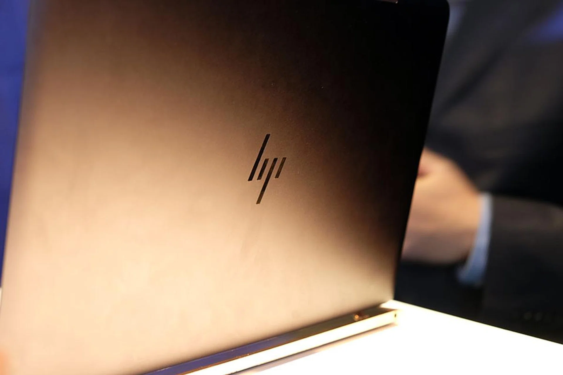 HP Spectre logo