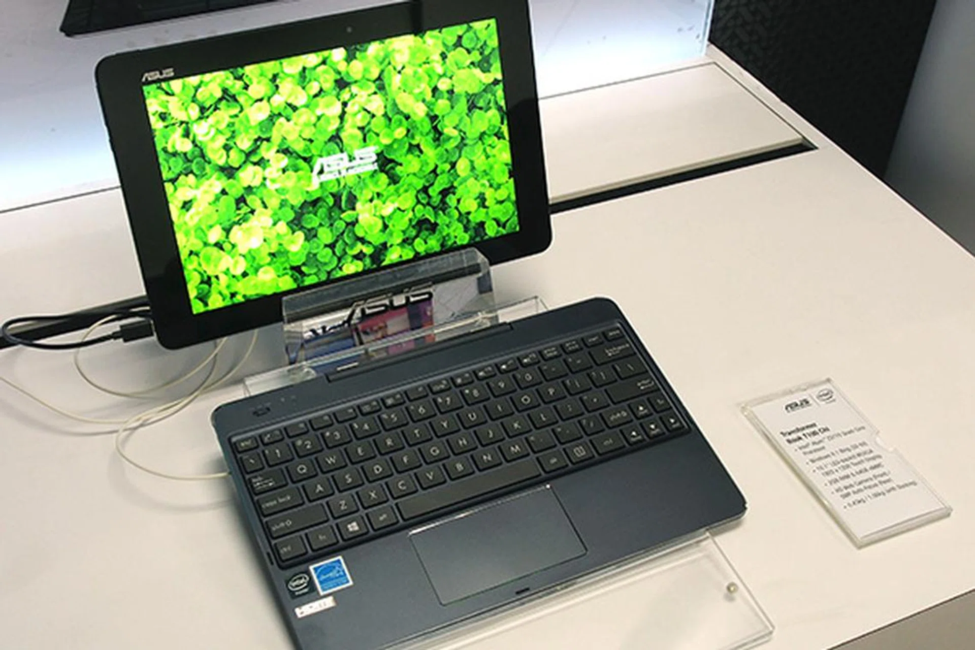 The ASUS Transformer Book T100 Chi is powered by a quad-core Intel Atom processor and features a 10.1-inch detachable display.