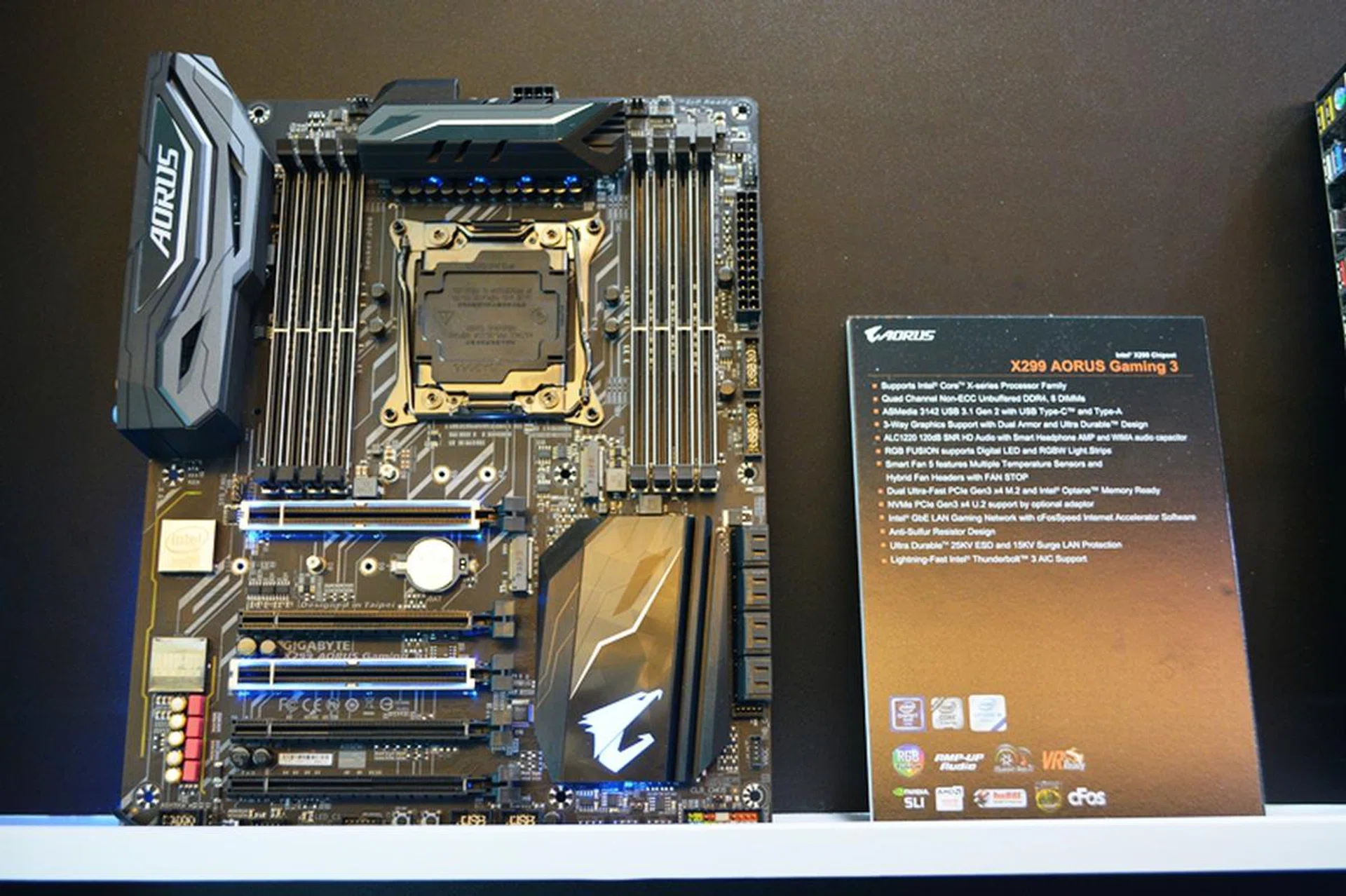 Gigabyte X299 Aorus Gaming 3