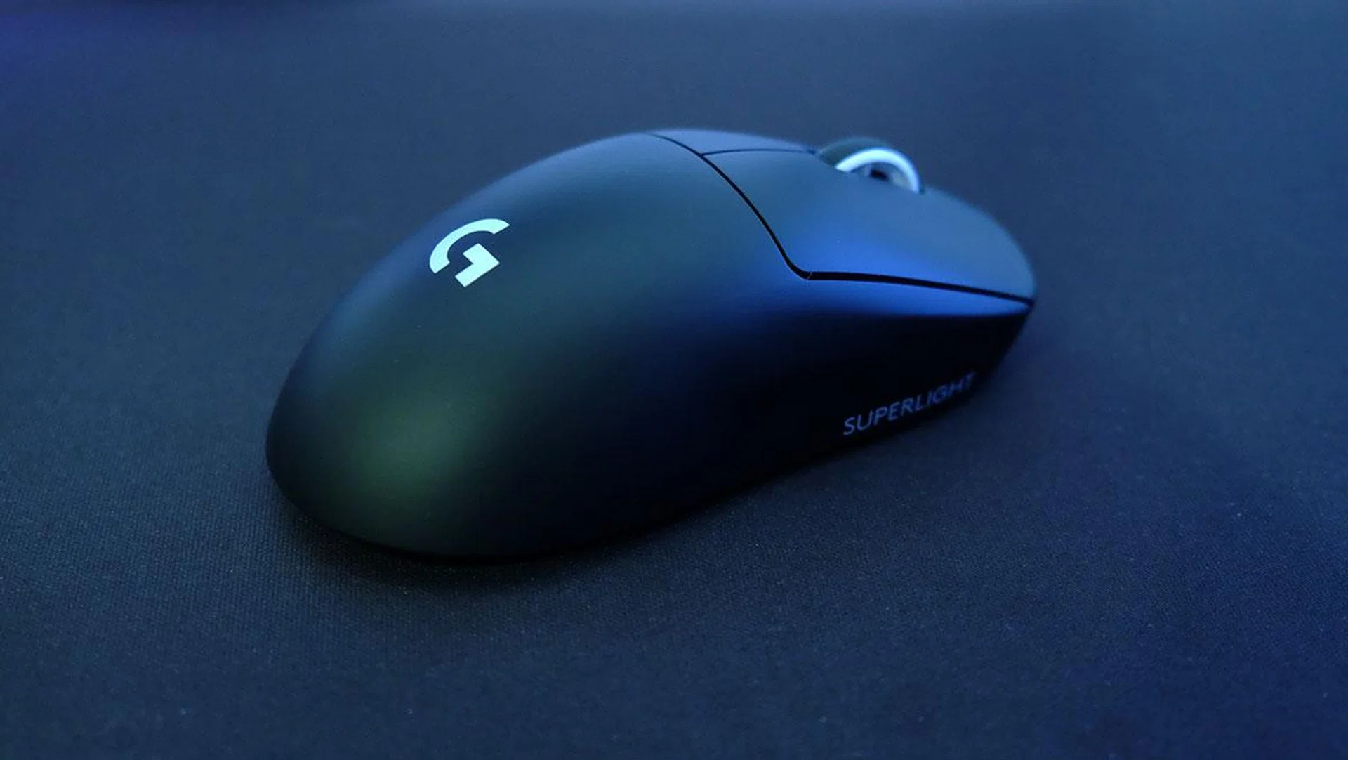 The Superlight 2 looks nearly identical to its predecessor. 