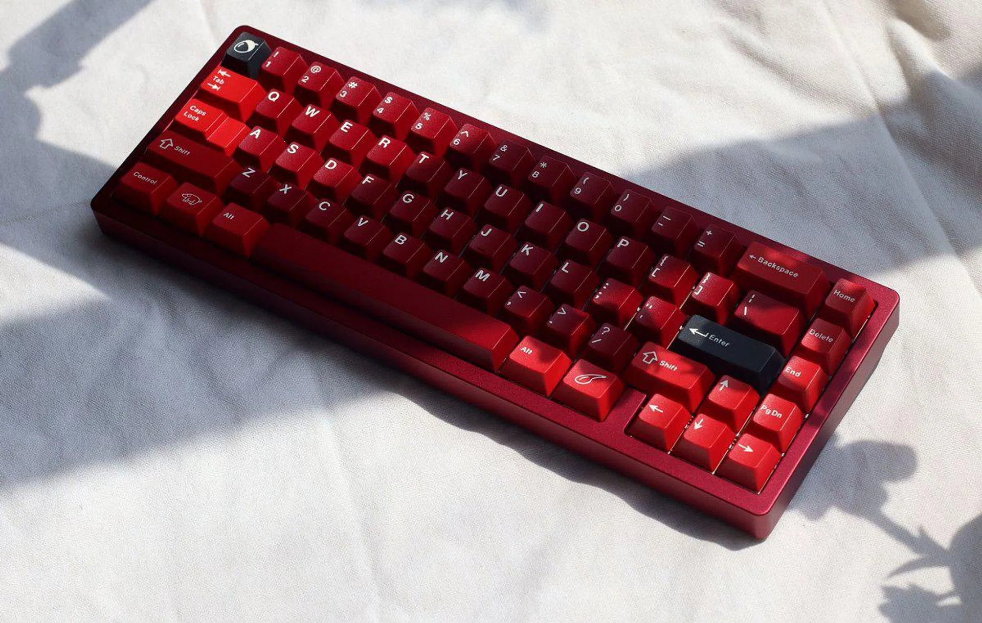 The Jris65 Maroon 65% keyboard. (Image source: Jris65 Sales Info page)