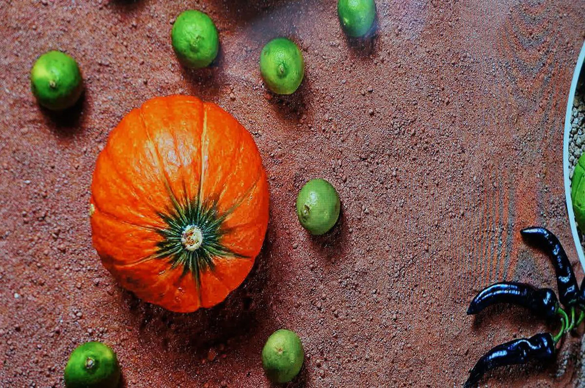 Here’s a close-up shot of the display on LG’s 8K TV and note the fine details rendered.