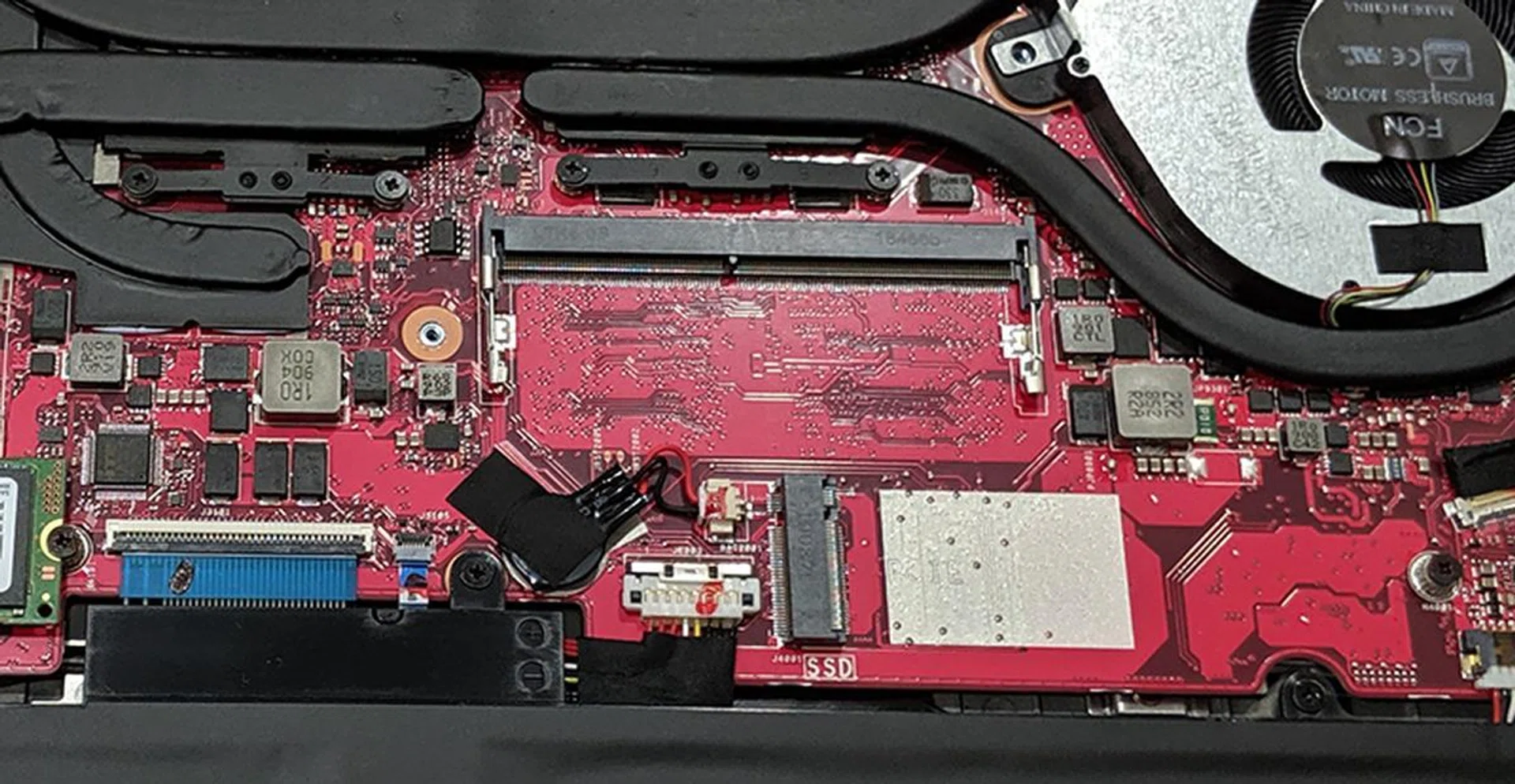 ASUS ROG Zephyrus S GX502GW