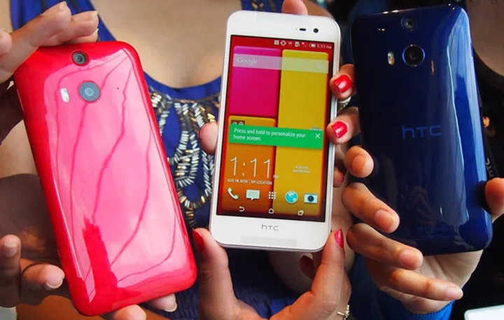 The HTC Butterfly 2 comes in three colors: red. blue and white.
