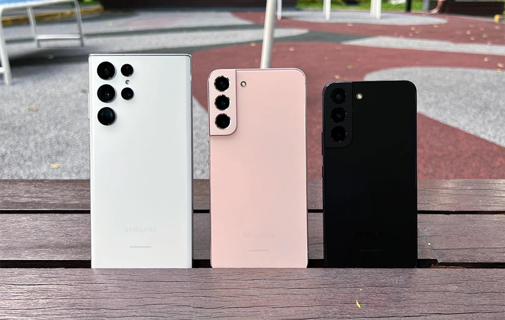 Samsung Galaxy S22 series (L to R: Galaxy S22 Ultra, S22+, S22).