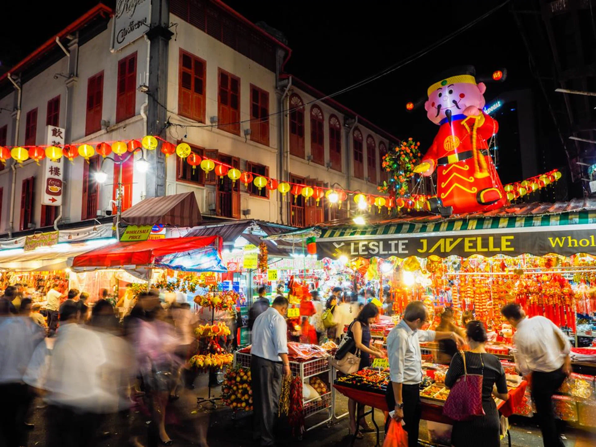 Photographed, handheld, at one second. Would have been impossible without the Pen-F’s excellent OIS. f/11 at 24mm, 1 sec, ISO 200.