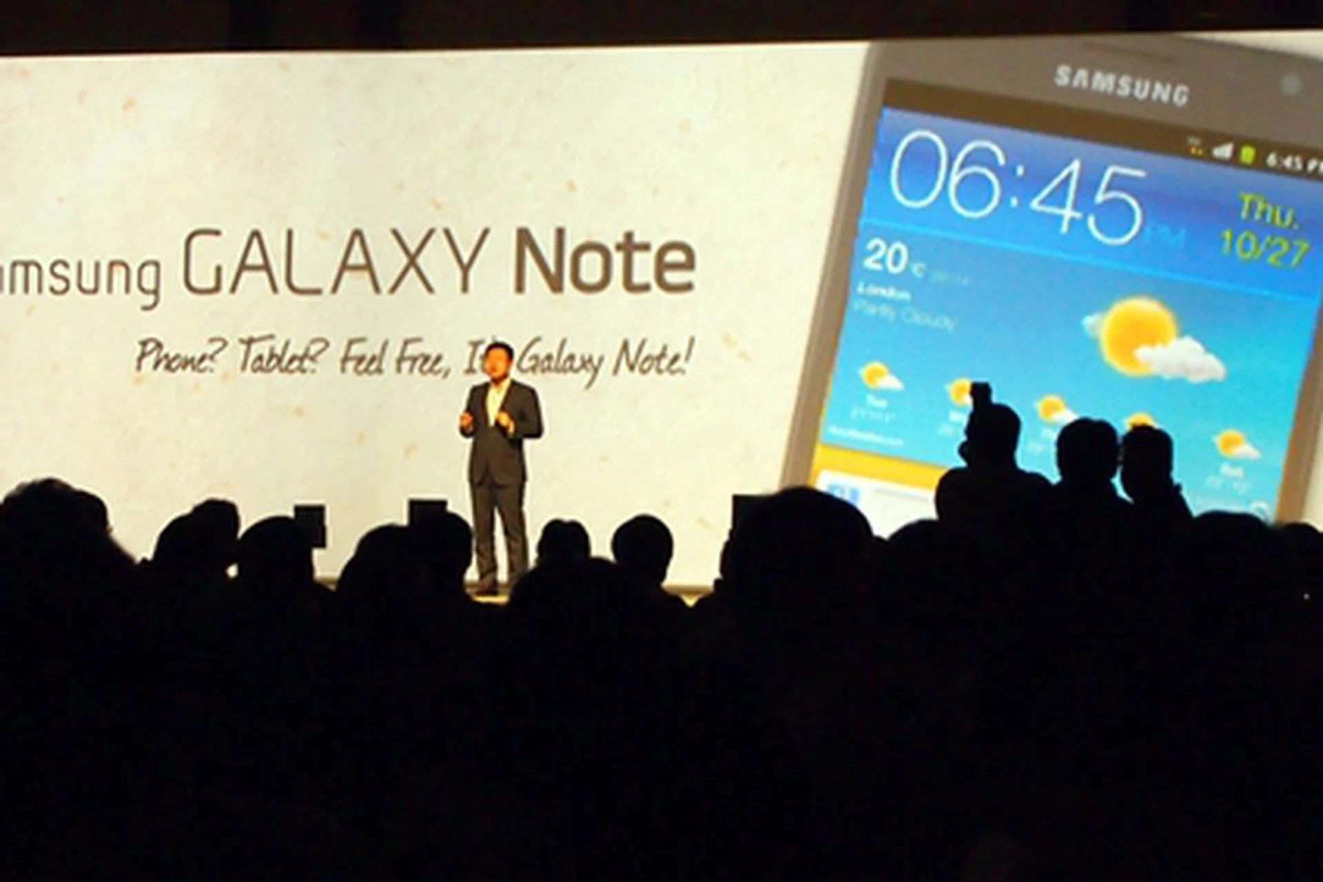 Gregory Lee, President and CEO of Samsung Asia Pte Ltd was present at the event to announce the debut of the Samsung Galaxy Note in Southeast Asia.