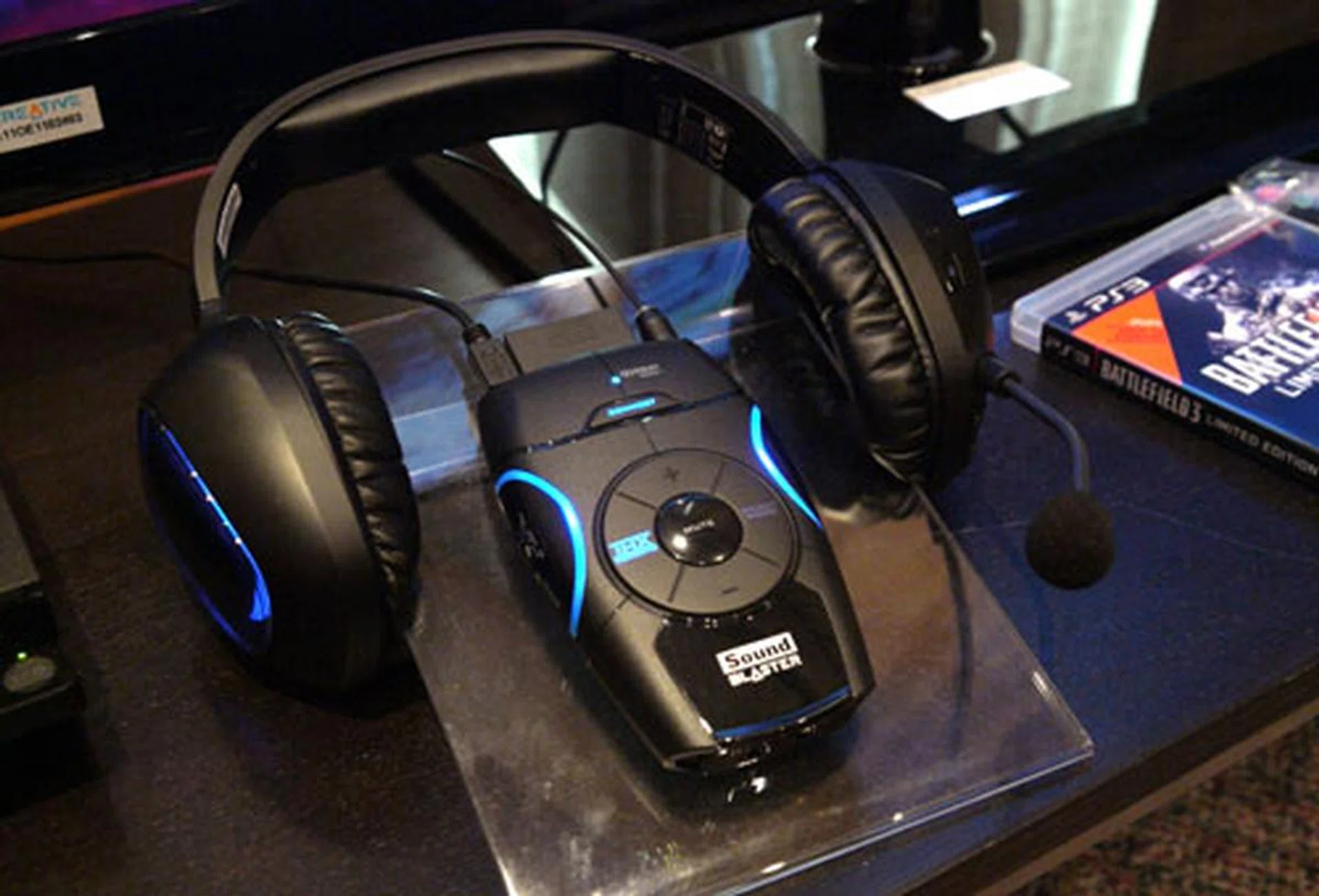 Creative is also bundling the wireless Tactic 3D Omega headset with the Recon3D unit in a S$329 package. Although the Recon3D is said to be compatible with any pair of headphones, Creative asserts that it's advisable to use their Sound Blaster products for an optimal 3D auditory experience.