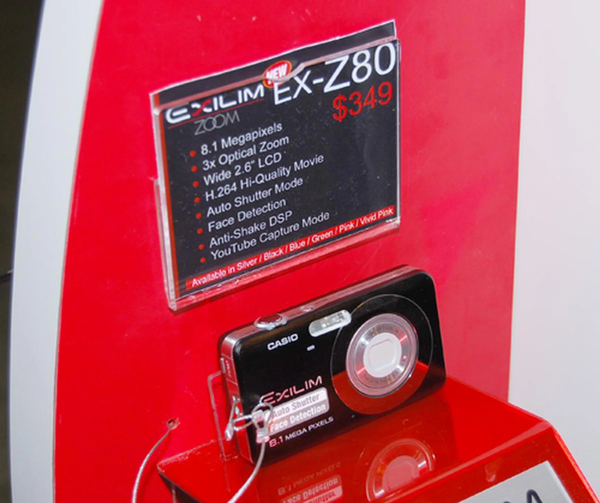  Available in six different colors, the Casio EXILIM EX-Z80 is going at S$349, giving you imaging resolutions of up to 8.1-megapixels, 3X optical zoom and a wide 2.8-inch LCD screen. Free gifts are worth up to S$179, and includes an EXILIM camera case, 4GB SanDisk SD memory card, an EXILIM lanyard package, lens cleaning kit, SD card reader and a flexi tripod.  