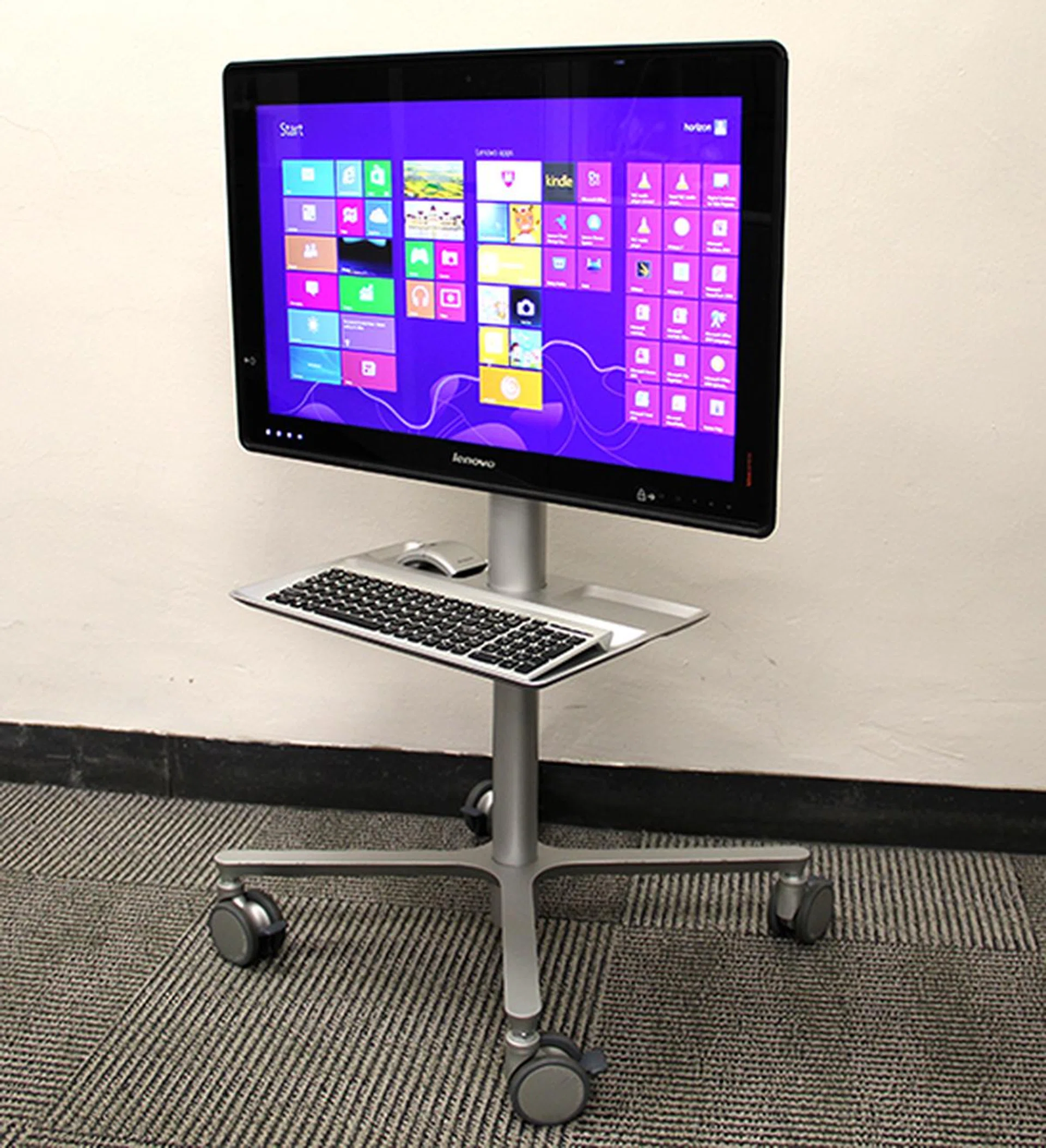 The multi-mode cart lets users quickly and easily move the Horizon around the house. It also lets it fold flat for group activities.