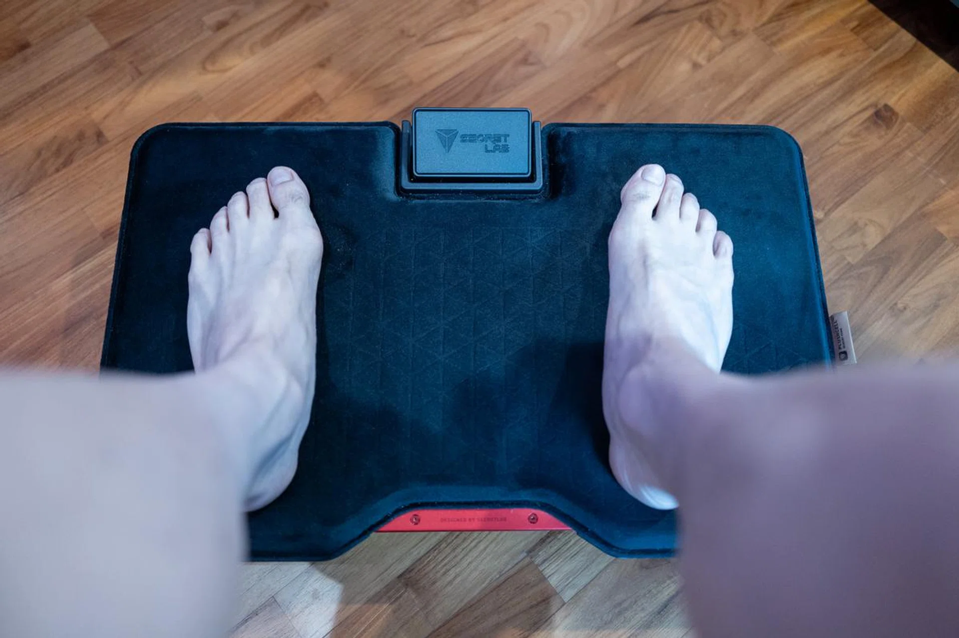 Secretlab Professional Footrest impressions: This is some serious next ...