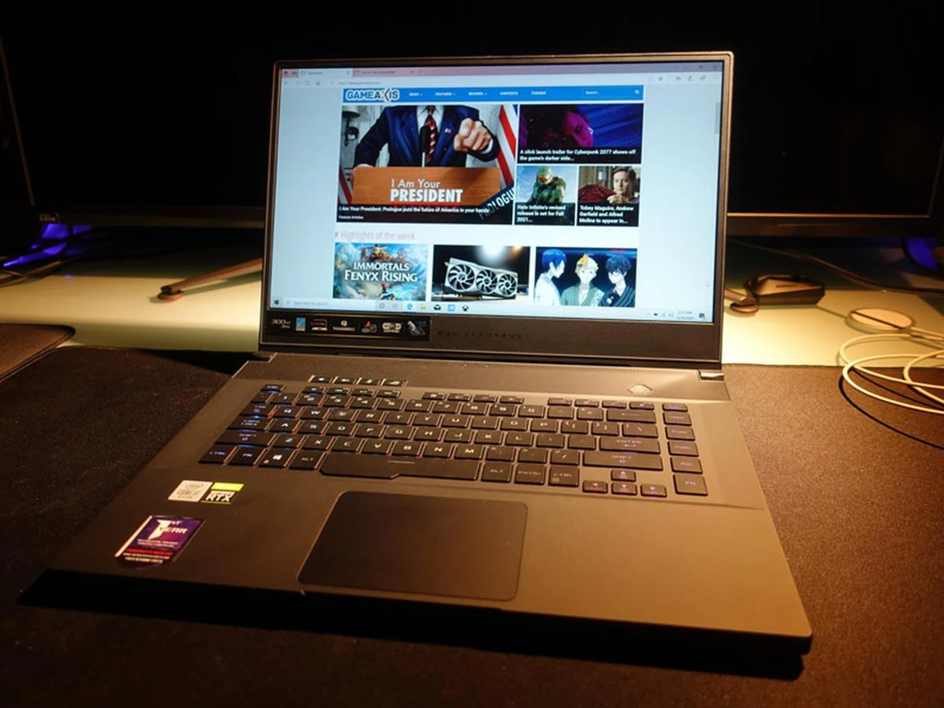 The Zephyrus S15 is also a more conventional notebook design as compared to its loftier ROG siblings.