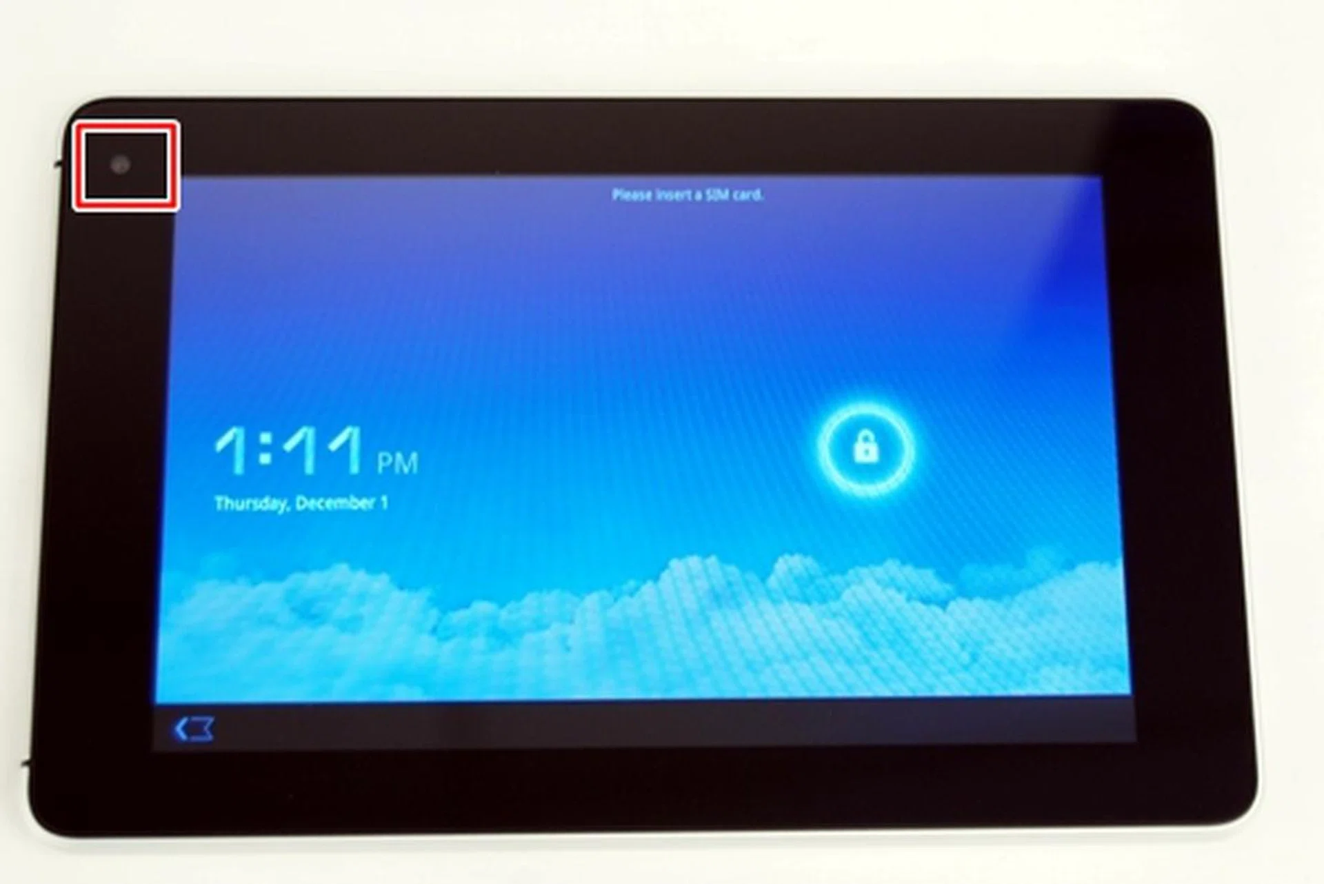 Huawei keeps the front of the MediaPad clean. A 1.3MP camera sits at the top left corner of the display (in landscape mode). Also, did you notice the nice rounded edges of the MediaPad? They provide a better grip when holding the device.