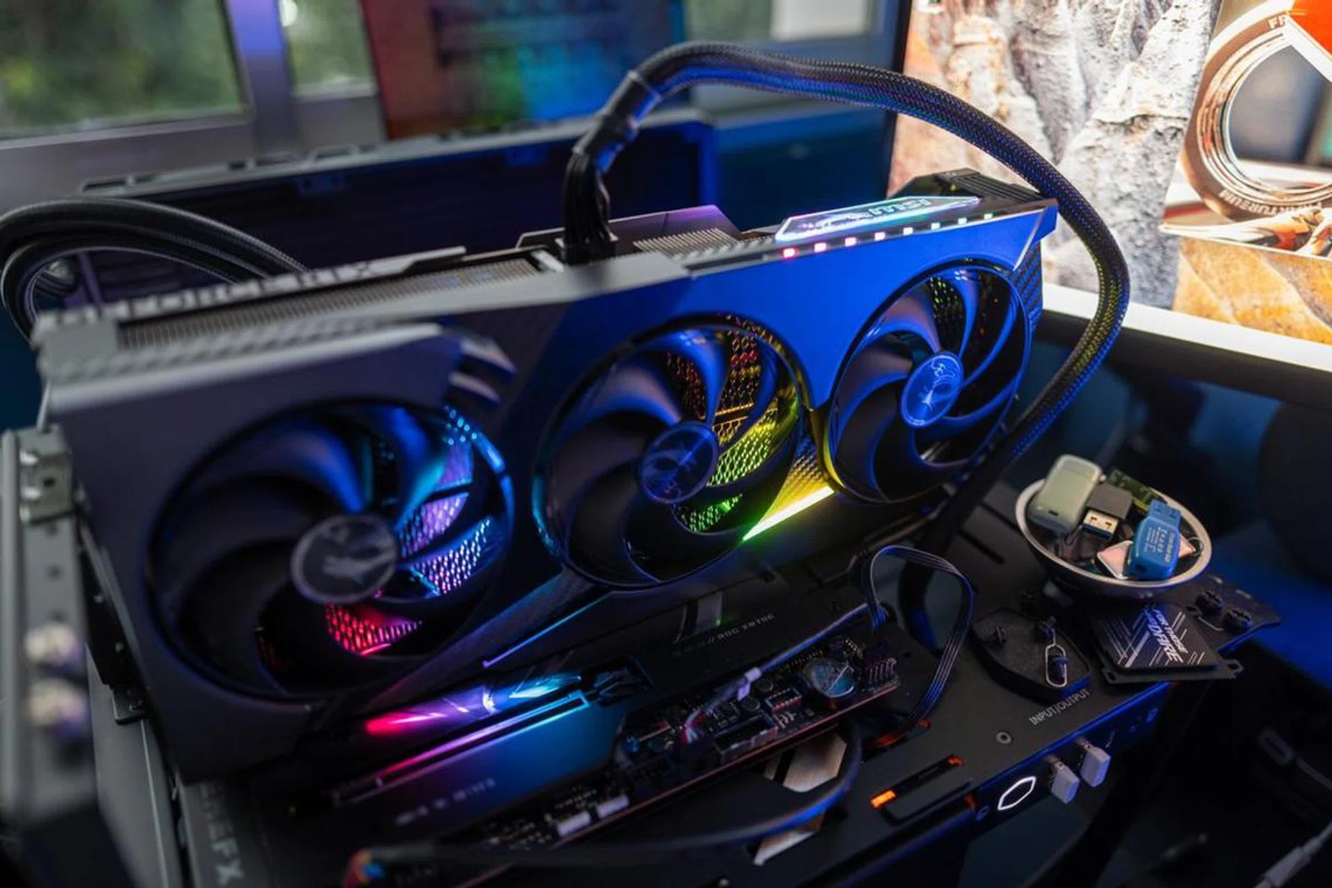 MSI GeForce RTX 5080 Vanguard SOC | Best Value RTX 5080 Graphics Card in Singapore
