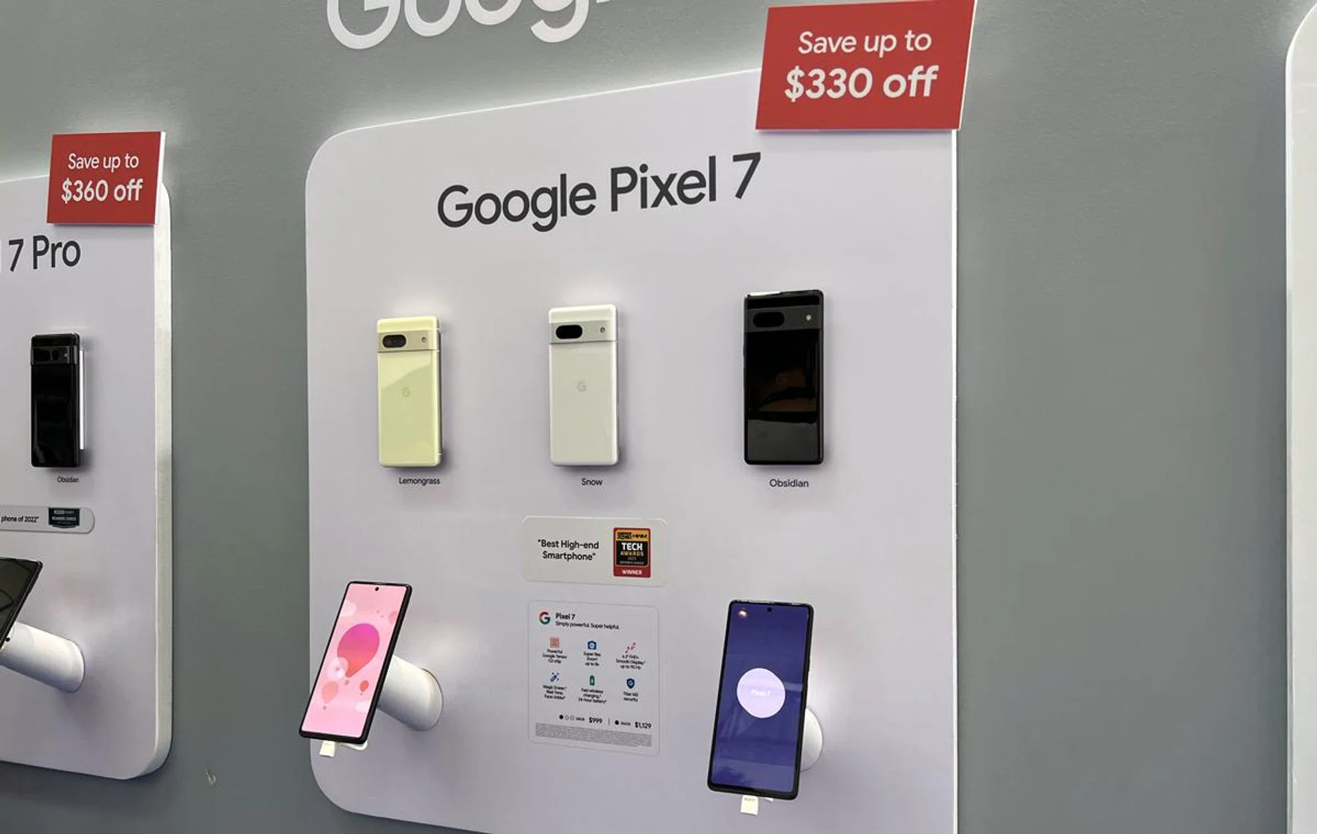 Google Pixel 7.