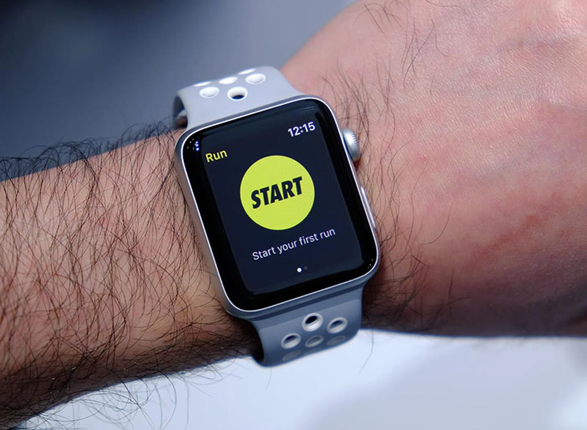 Fans of Nike will have to wait a little longer for the Apple Watch Nike+ watches. They will be available only later in October.