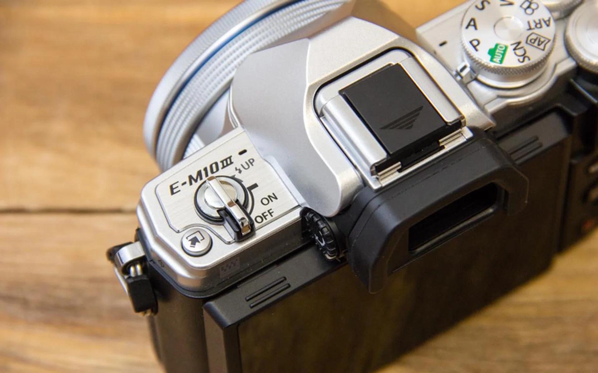 Olympus calls this the new Shortcut button, but I’m calling it Main because it takes you back to the main menus.