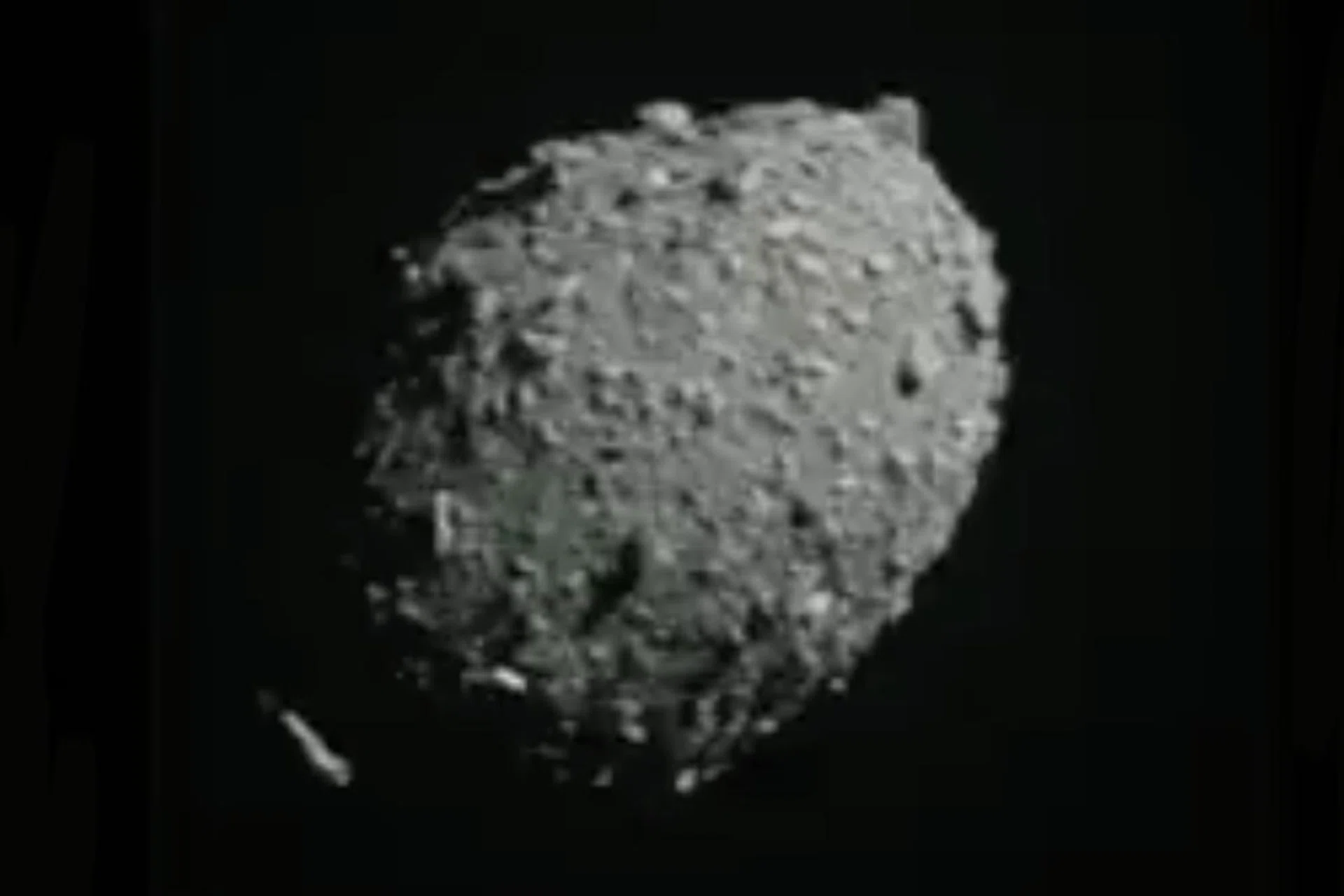 Dimorphos asteroid (Image source: NASA)
