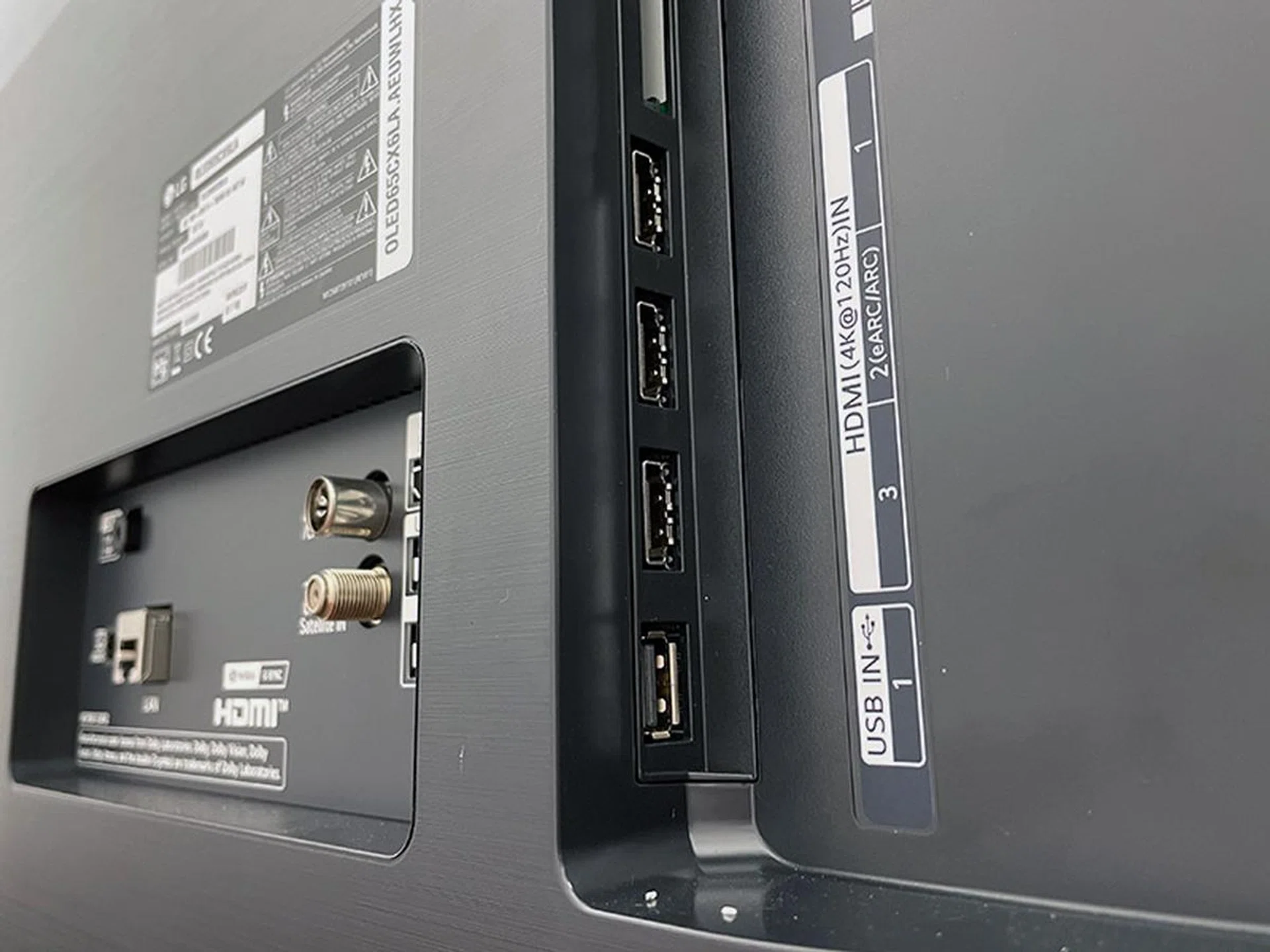 All four HDMI inputs on the CX support 4K @ 120Hz. eARC is also supported.