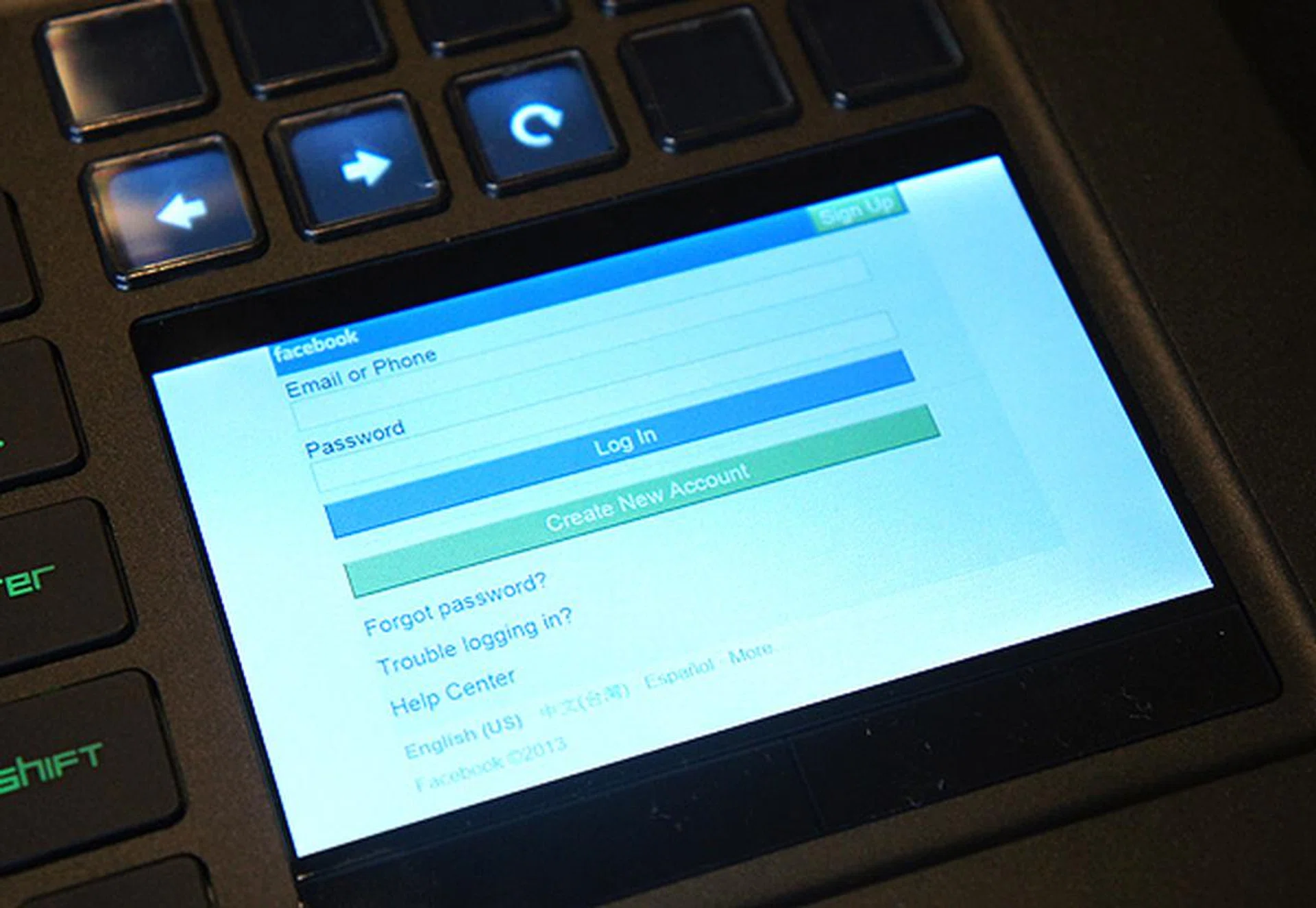Fancy checking your friend's Facebook statuses while in the middle of a game? You can with the Switchblade UI.