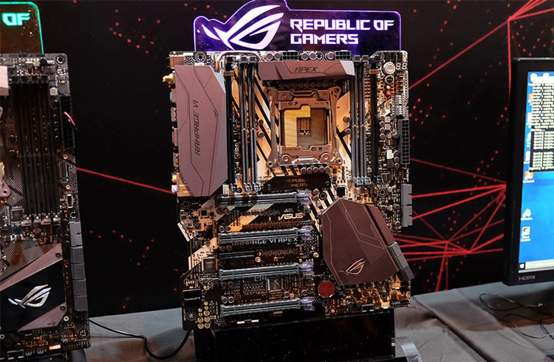 ASUS ROG Rampage VI Apex