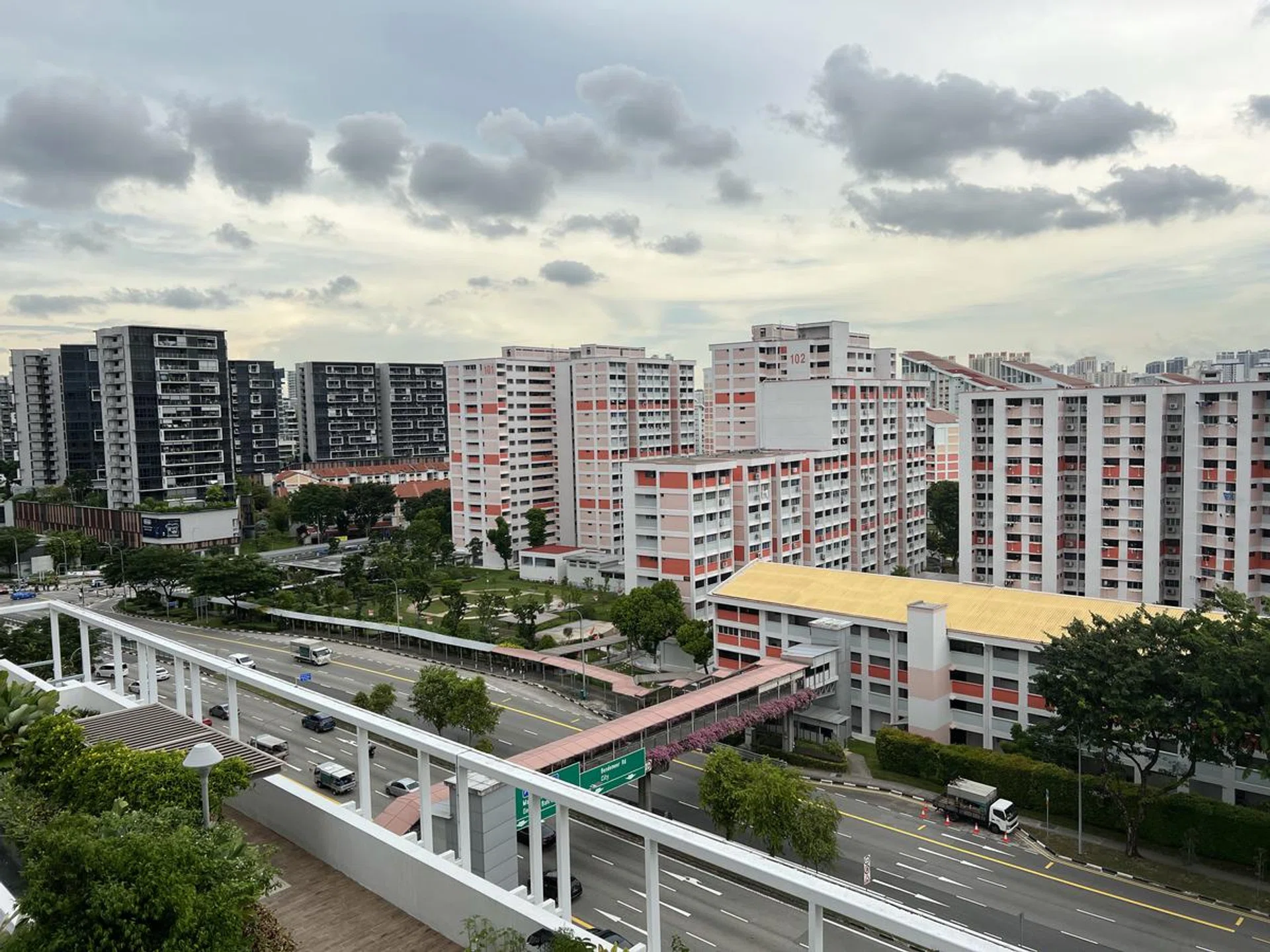 Taken with iPhone 13 Pro Max main wide camera.