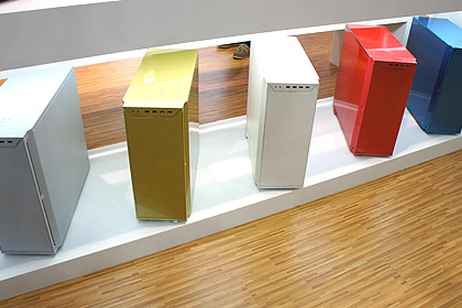 Love colors? Then you'll like Antec's updated P280 lineup.