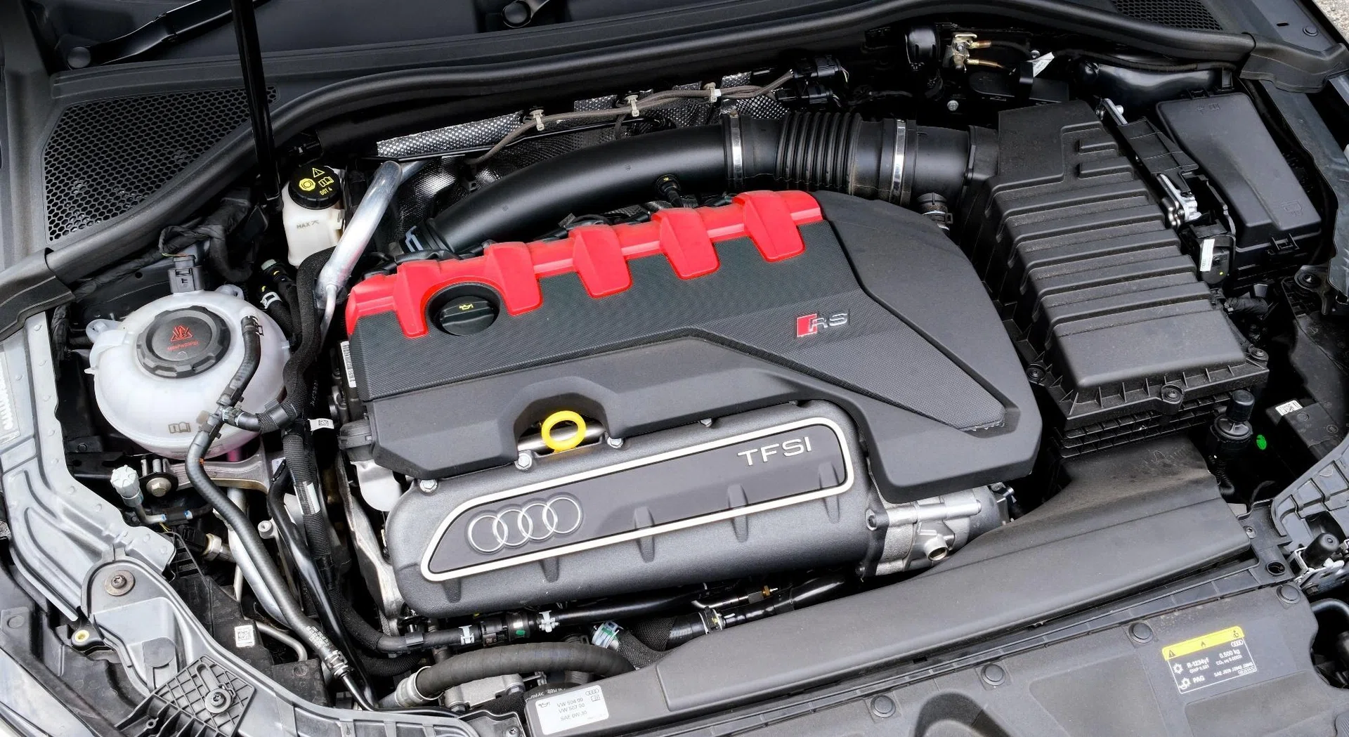 Audi RS3 5-cylinder EA855 engine