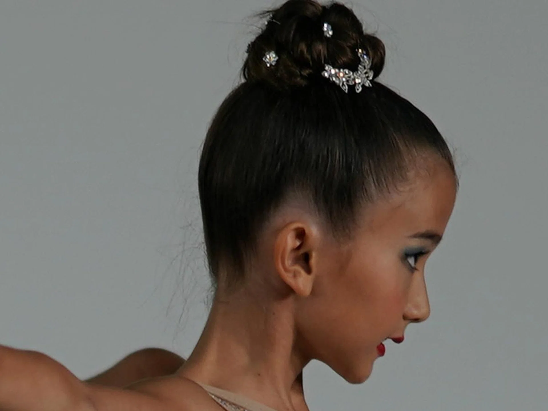 100% crop
