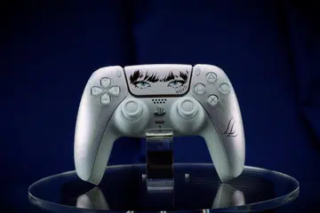 LISA Limited Edition DualSense controller
