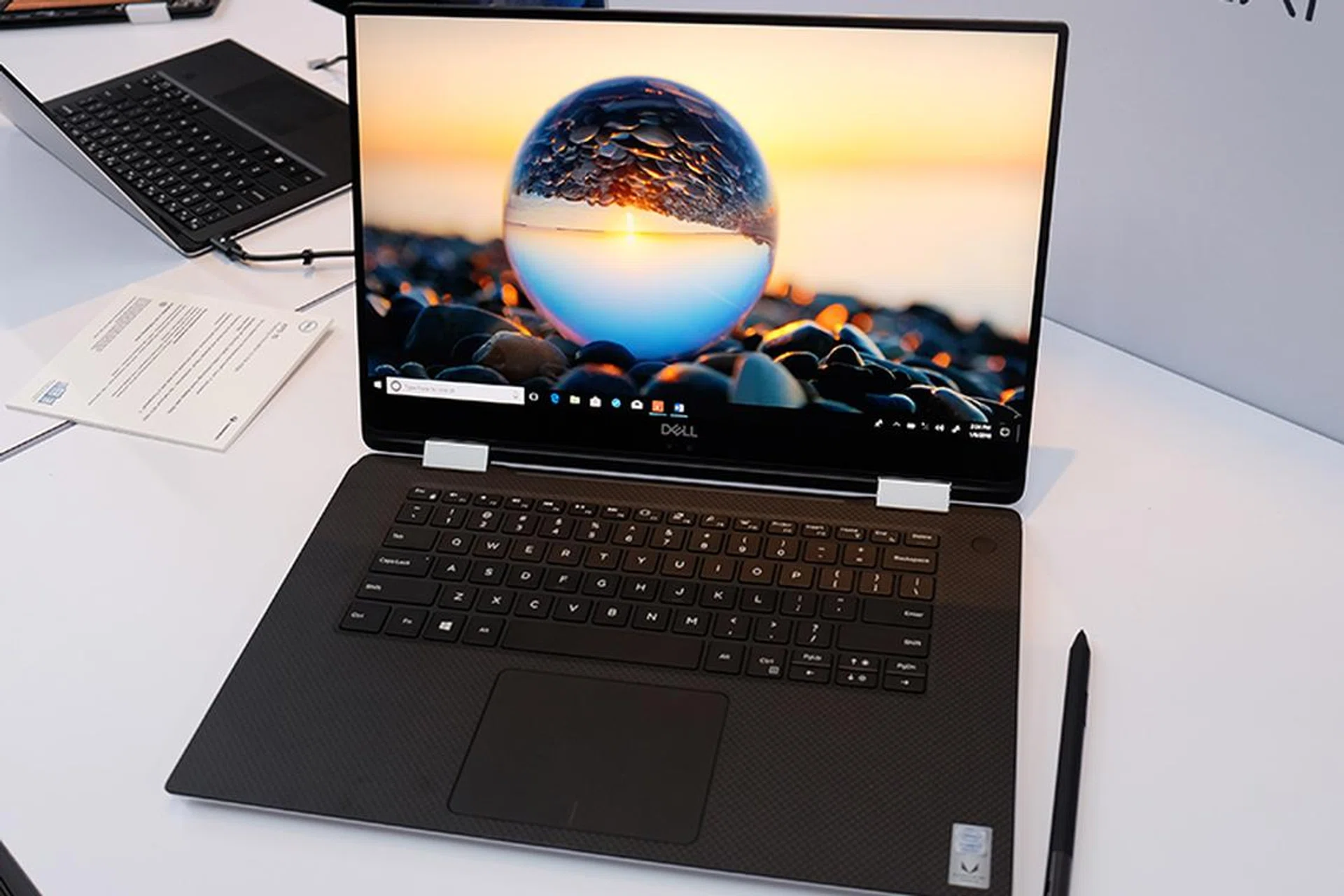 The Dell XPS 15 2-in-1 is powered by an Intel CPU with an AMD integrated GPU.