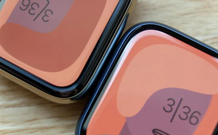 Slimmer bezels helped Apple to keep case sizes roughly the same.