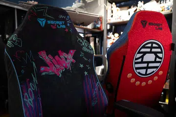 Secretlab sent us the Jinx (Arcane collection) and the Goku (Dragon Ball Z collection) editions. Photo: HWZ