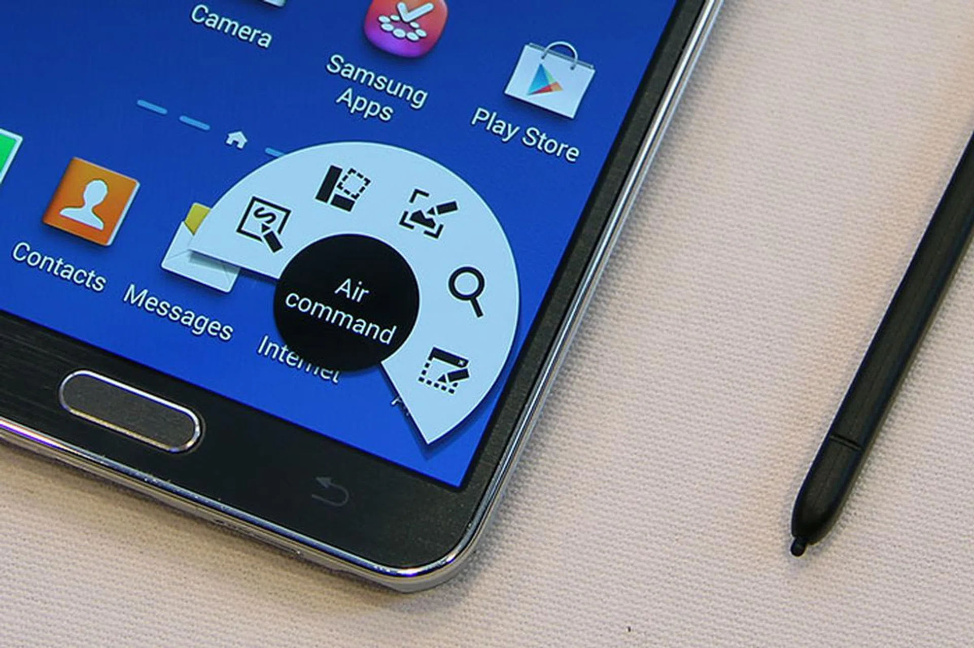 Air Command is one of the defining features of the Samsung Galaxy Note 3.