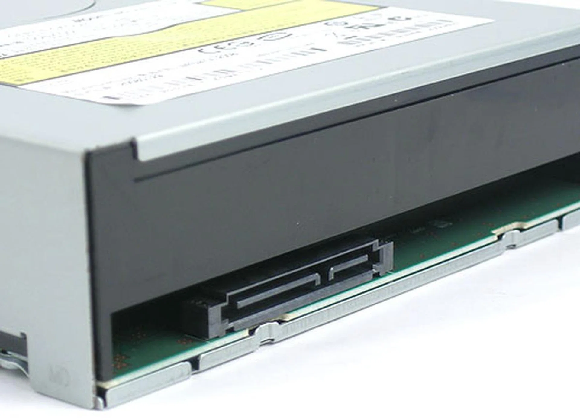 Switching to SATA means there's no need to set Master/Slave anymore and the cables are so much thinner. 