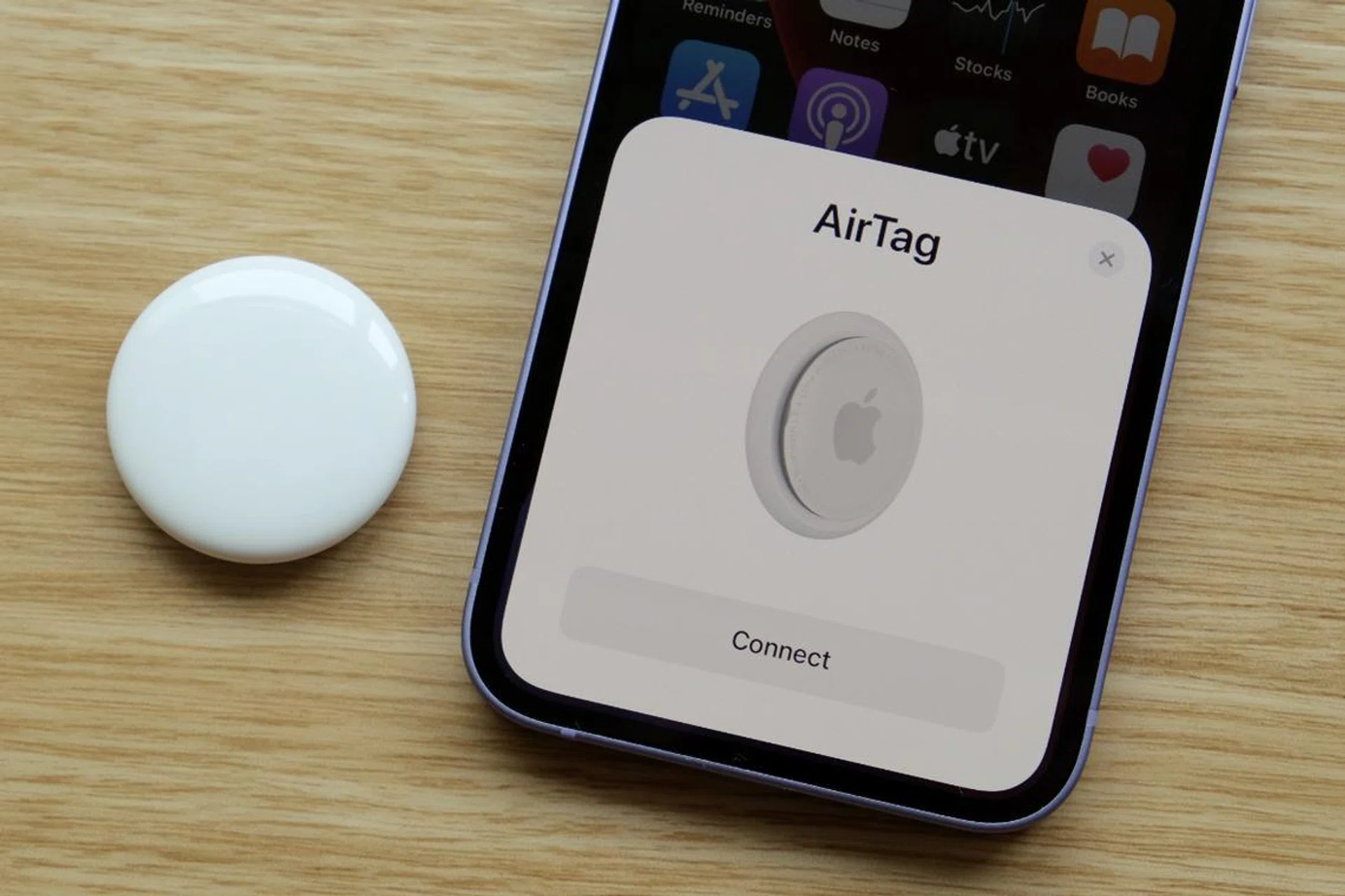 The Apple AirTag currently has a U1 ultra-wideband (UWB) chip