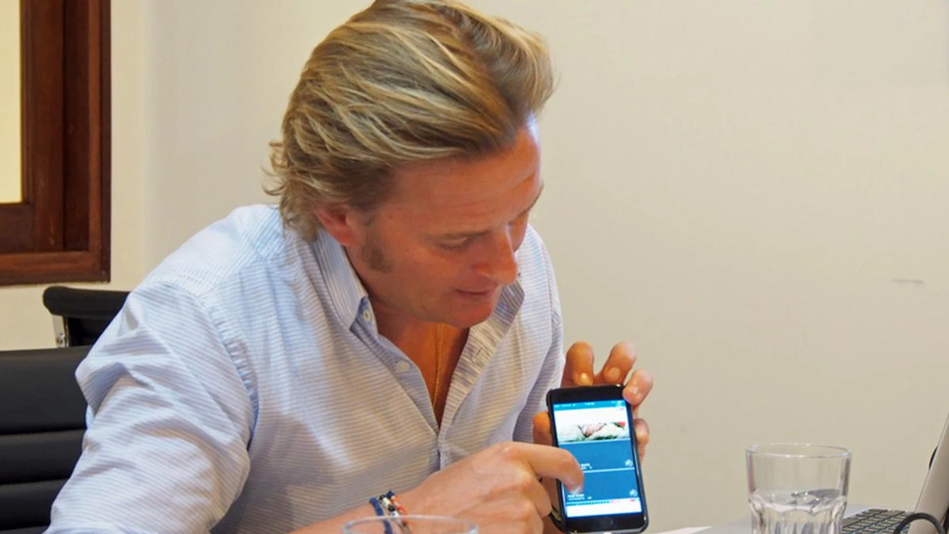 Tristan demonstrated how the Deliveroo app works. 