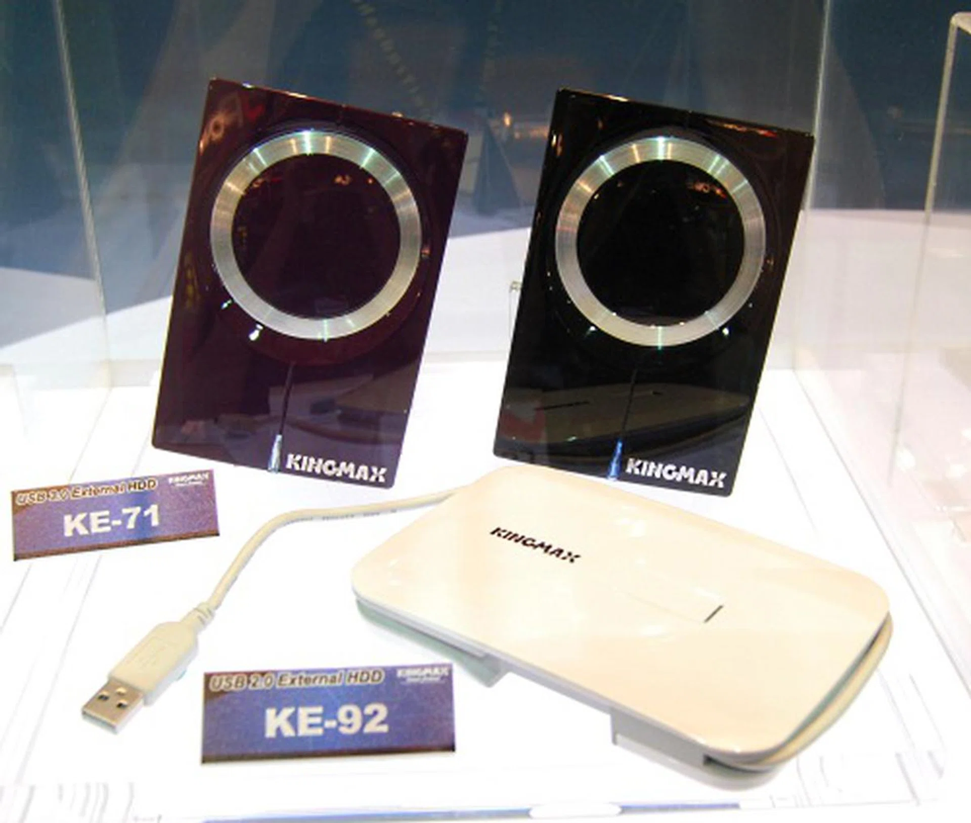 External USB 3.0 hard drives from Kingmax, ranging in sizes from 320 to 500 to 640GB. 