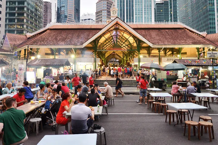 StarHub 5G+ 700MHz deployment new and existing users