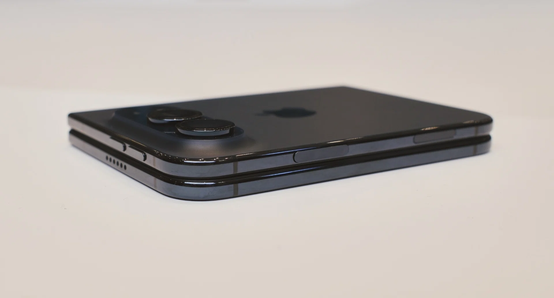 iPhone Duo thickness