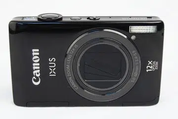 The Canon IXUS 1100 HS comes in a compact body with high-end specs. The camera has a sturdy and stylish exterior that is sadly marred by a glossy  and non-dustproof surface.